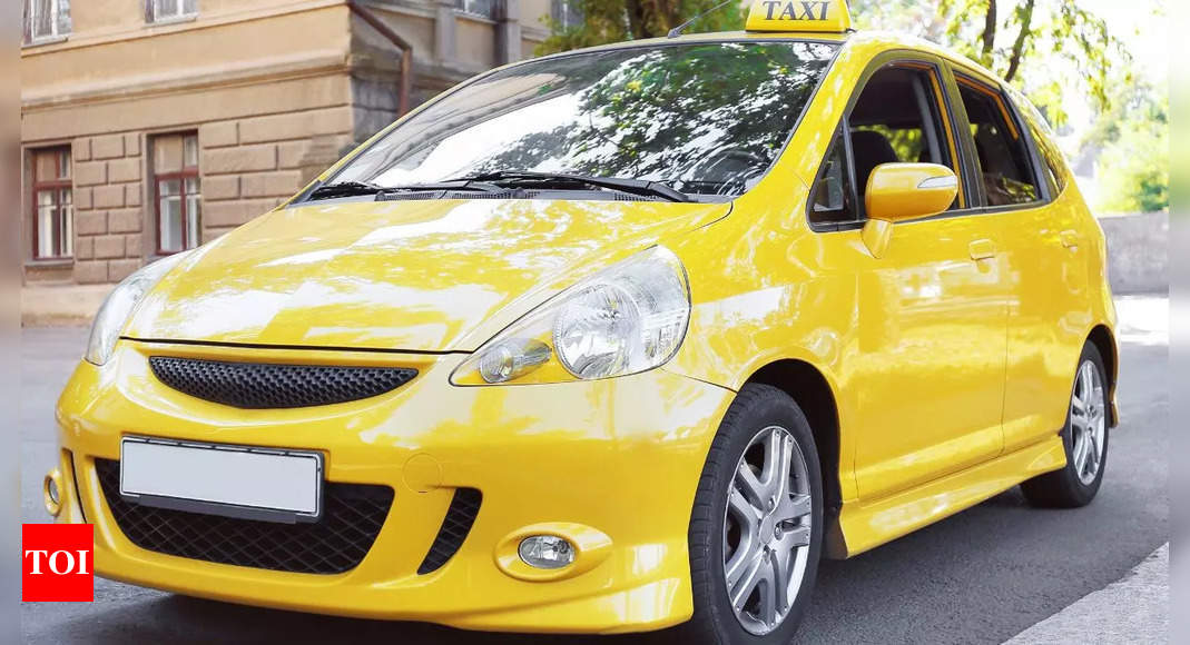 Cab driver denies ride to 220 kg woman, sparks debate online