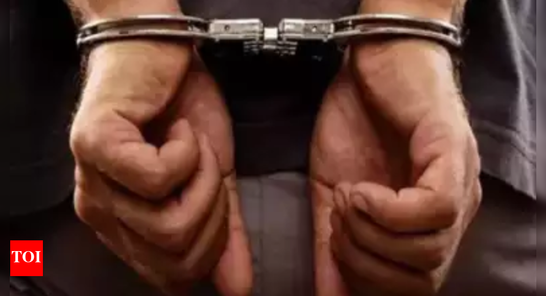 'Crorepati' ex-RTO constable arrested by Lokayukta police in Bhopal ...