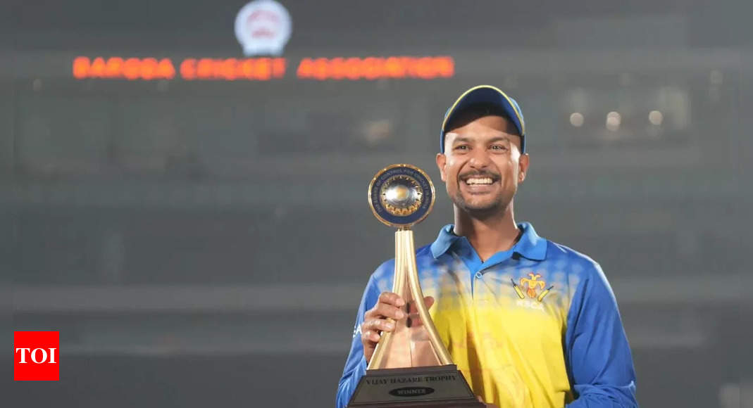 Mayank Agarwal said 'don't rule me out, I'm here to stay': Coach Muralidhar on VHT