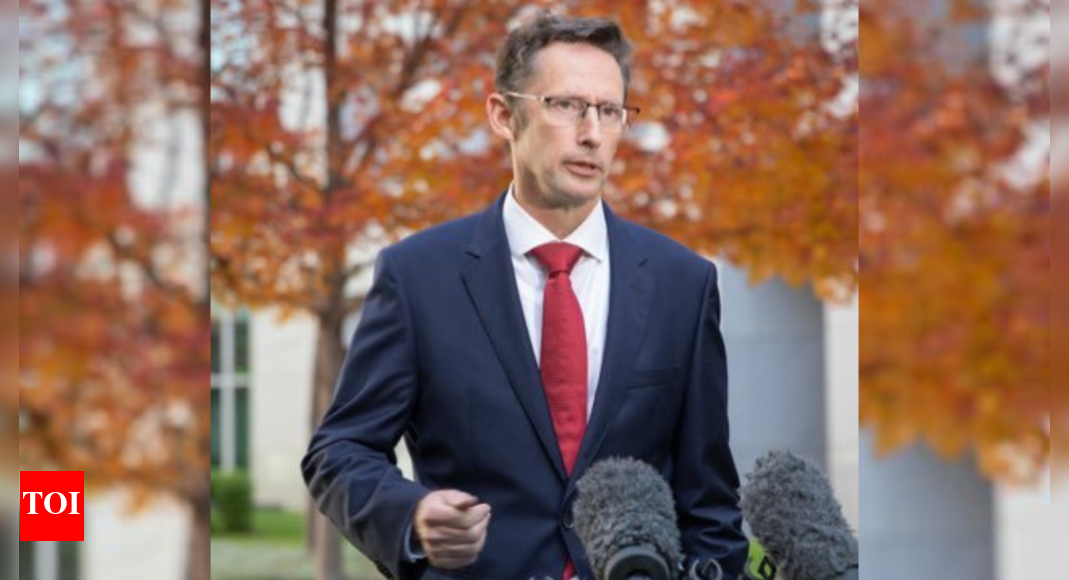 Australia: Labor minister Stephen Jones announces retirement from politics