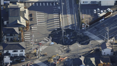 Japan tries to save a person stuck in the sink. That's what's going on.