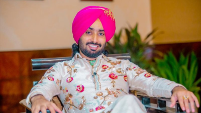 Satinder Sartaaj says he is keen to explore Hindi movies: Only when the right script aligns with my vision