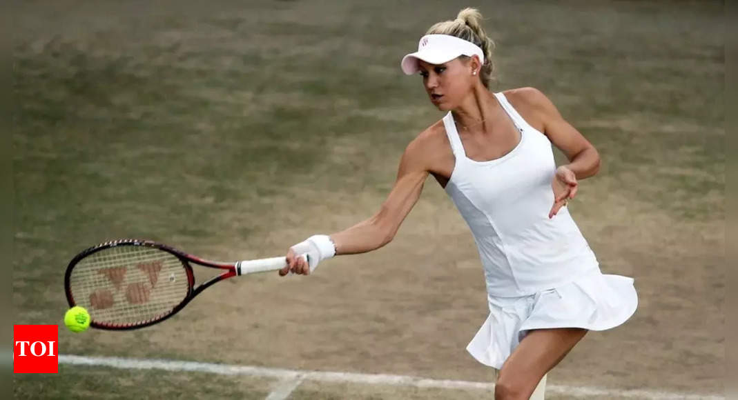 From hitting groundstrokes to being wheelchair-bound; What happened to former tennis star Anna Kournikova? – The Times of India