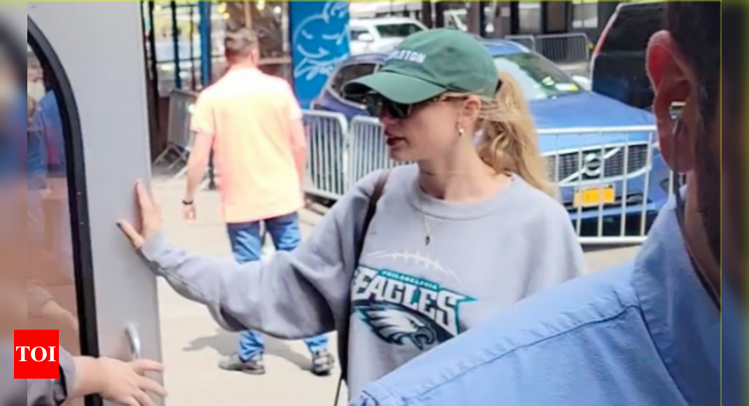 Taylor Swift’s Old Eagles Song Resurfaces, Raising Questions About Her Loyalty to Travis Kelce