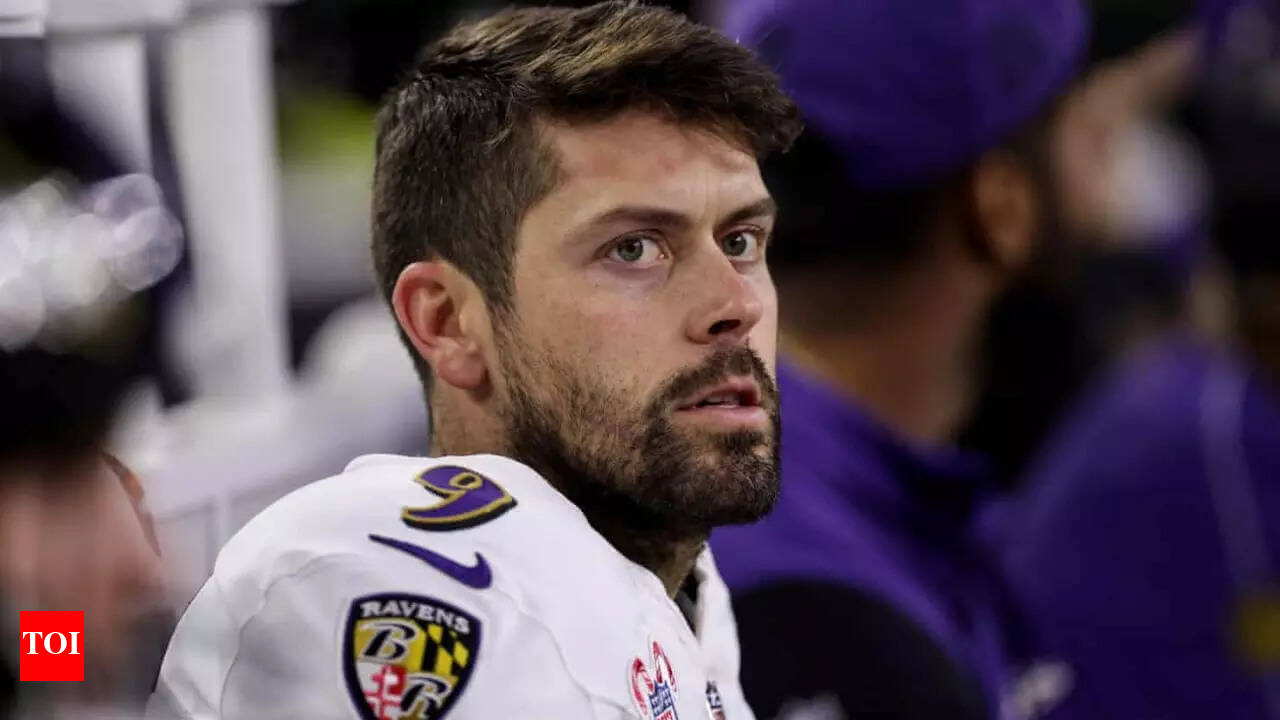 Baltimore Ravens kicker Justin Tucker has been accused of inappropriate  sexual behavior by six massage therapists | NFL News - The Times of India