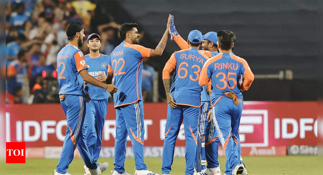 4th T20I Live: Adil Rashid breaks Rinku-Abhishek stand