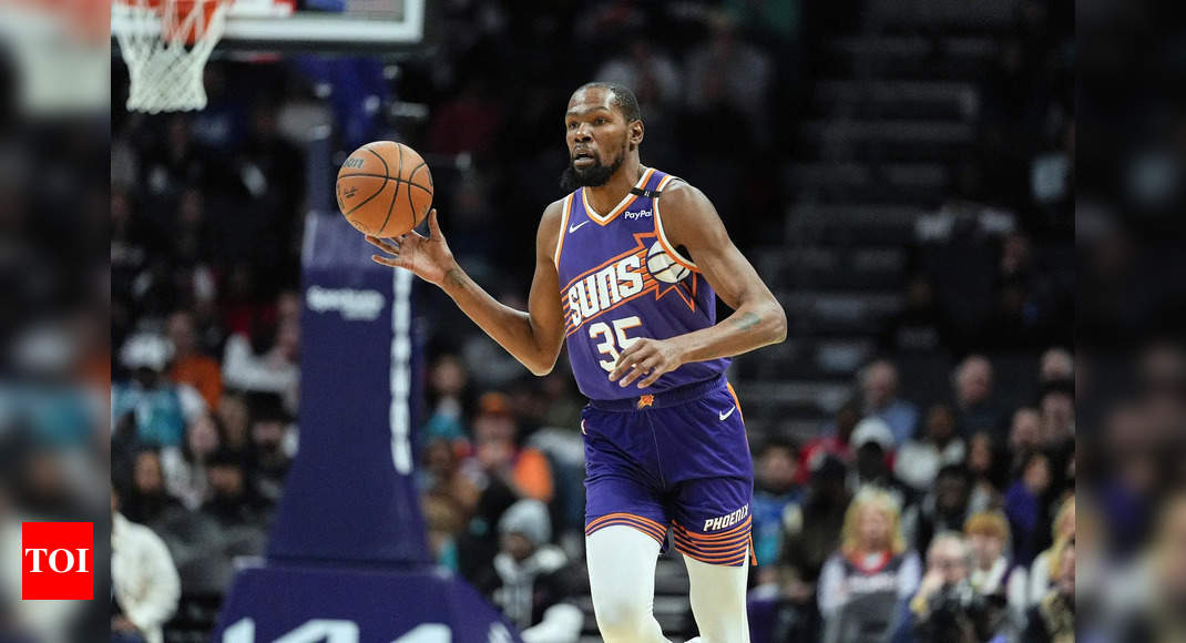 Will Kevin Durant play tonight against the Golden State Warriors? Latest update on the Phoenix Suns star's injury report (January 31. 2025)