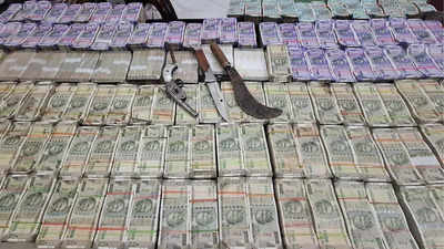 Odisha's Kalahandi Police nab gang with Rs 3.51 crore cash from Jharkhand