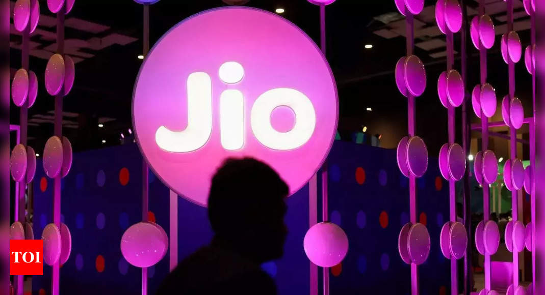 Reliance Jio's Budget Day 'message for every Indian' goes viral