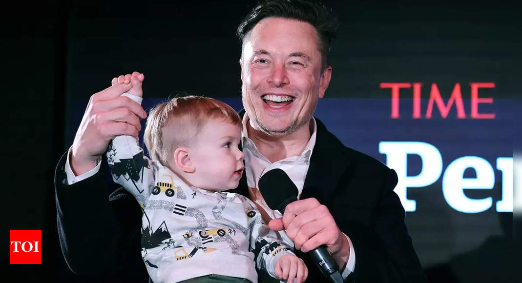 Coolest dad ever! Elon Musk and Lil X gaming together; Internet melts over the cutest video yet!