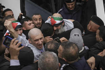 Hamas releases 3 hostages, Israel frees 183 Palestinians prisoners in fourth swap