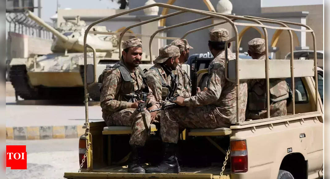 Pakistan army says militants killed 18 soldiers in Balochistan