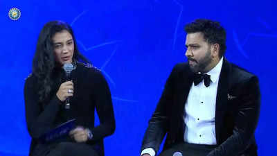 'My wife will be watching': What Rohit Sharma refused to reveal to Smriti Mandhana - Watch