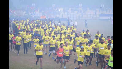 5k participate in BSL half marathon