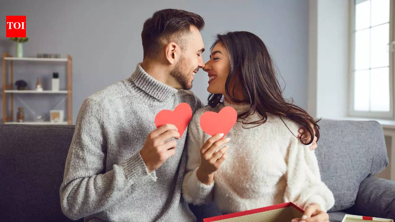 Valentine Week Days​ | Valentine's Day Week 2026 Calendar: Complete list of  Valentine Week from Feb 7 to 21 love quotes wishes and messages for your  partner in love | - The Times of India