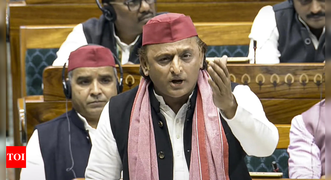 'Engines colliding': Akhilesh's jibe at UP govt over Maha Kumbh stampede