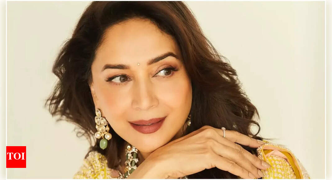 Madhuri Dixit celebrates 25 years of 'Pukar', pens heartfelt tribute to the iconic film