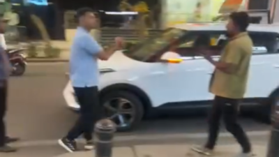 Viral: Rahul Dravid's brawl with auto driver on minor accident caught on camera