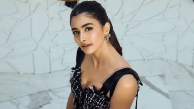 Pooja Hegde wants to star in a film for children, also play superhero on screen