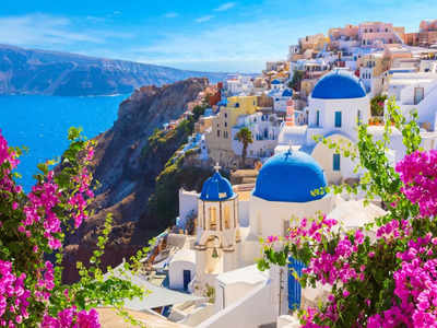 Santorini hit by quakes: Should you rethink your travel plans?