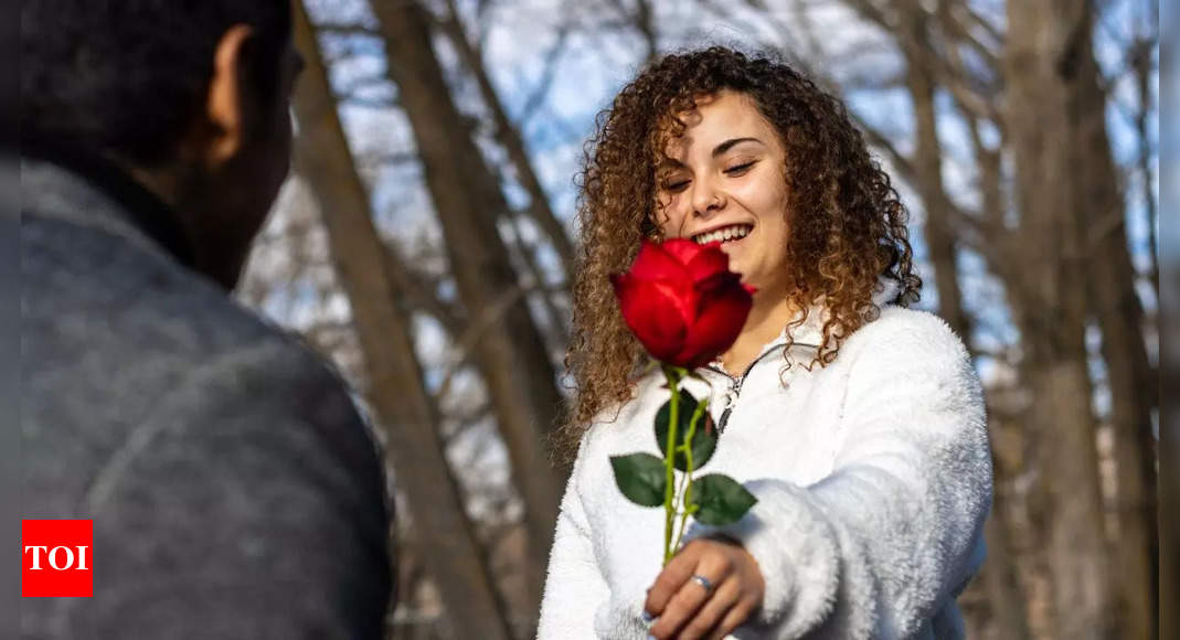 Happy Rose Day 2025: Discover the hidden meaning behind your Valentine’s Day rose colour – The Times of India