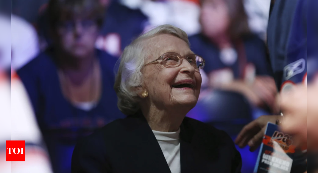 Chicago Bears Principal Owner And NFL Co-Founder’s Daughter Virginia McCaskey Passes Away at 102