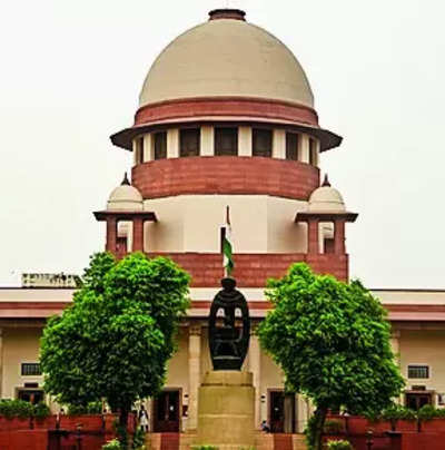 SC moves all CLAT 2025 petitions to Delhi HC for uniform adjudication – The Times of India