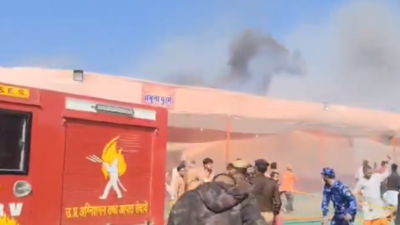 Fire breaks out at Maha Kumbh mela pandal in Prayagraj, no casualties