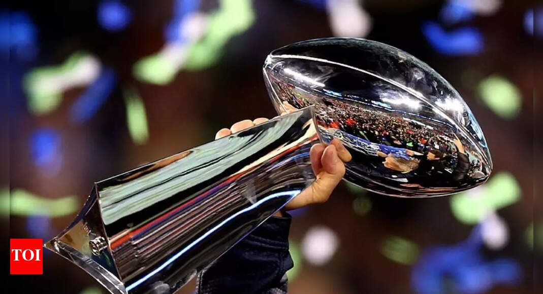 The shining Vince Lombardi Trophy for the victor: The history