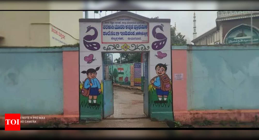 Old Hubballi’s govt school marks 115 years of Kannada education | Hubballi News - The Times of India