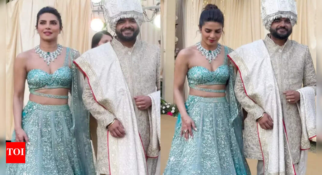 Priyanka Chopra looked breathtaking in aqua-blue lehenga at brother’s wedding in Mumbai – The Times of India