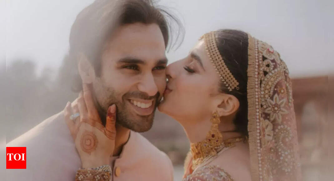 Ameer gushes over wife Mawra: Got my Laila Alhamdulillah