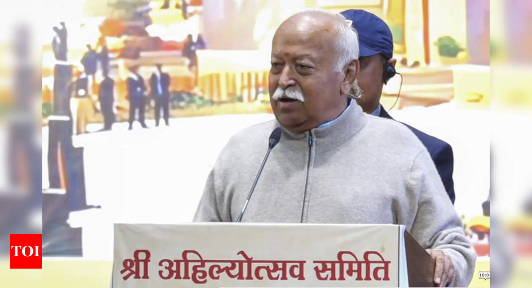 RSS chief Mohan Bhagwat meets parents of deceased R G Kar hospital medic