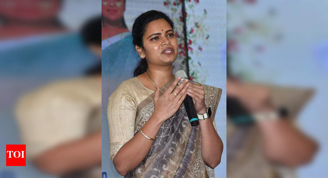 Police book case against former minister Rajini | Vijayawada News - The ...