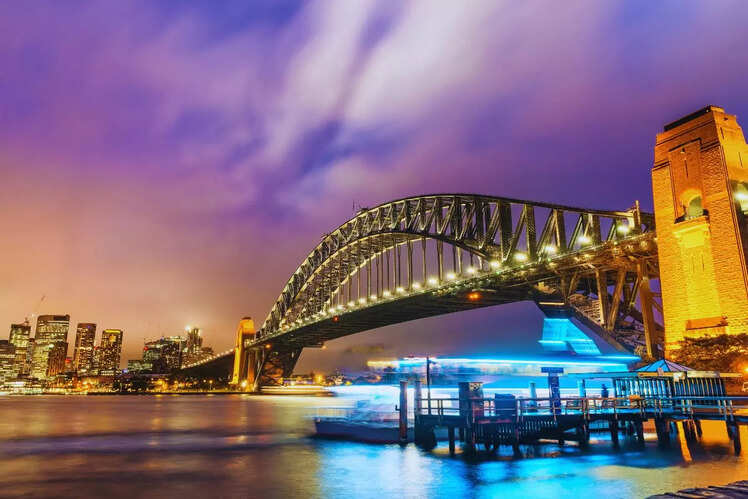 Romantic Cruise along Sydney Harbour &ndash; New South Wales