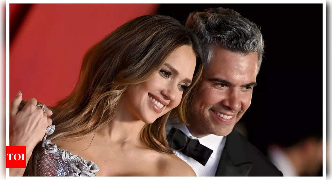 Jessica Alba and Cash Warren grieve changes in their family dynamic amid divorce