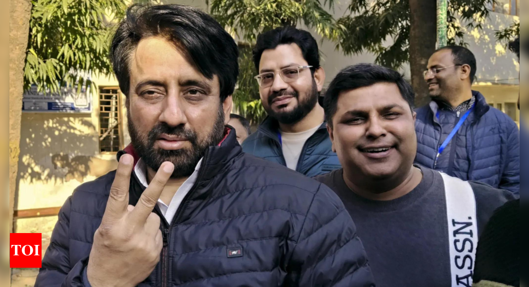 In a rare four-cornered fight, Amanatullah on top in Okhla