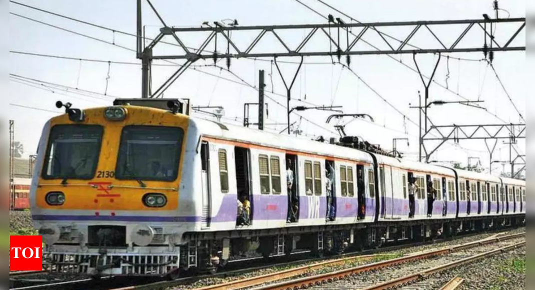 Megablocks on Central Railway suburban may inconvenience commuters today