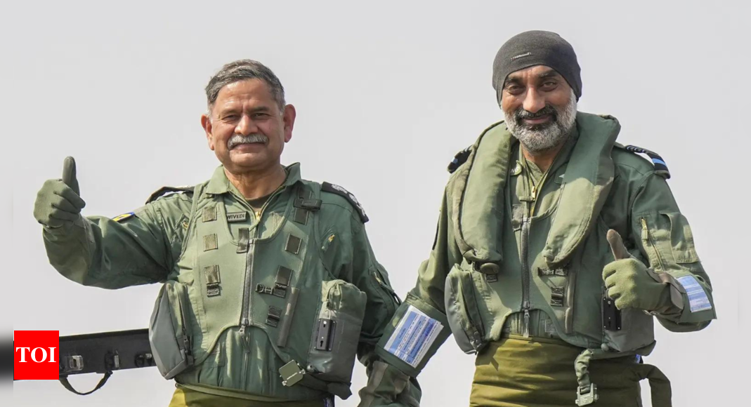 Watch: In a first, IAF, Army chiefs take sortie together in Tejas fighter jet