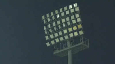 Floodlight glitch disrupts India-England 2nd ODI in Cuttack for 35 minutes