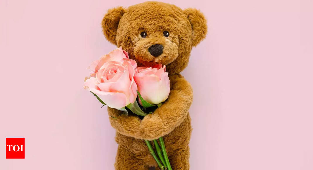 75+ Happy Teddy Day Messages, Greetings, Wishes and Quotes for 2025