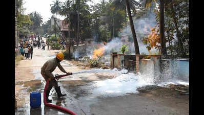 Fire breaks out on road following leak in gas pipeline