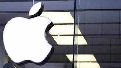 Proxy firm to Apple shareholders: Vote against this 'change' in Apple's HR policy