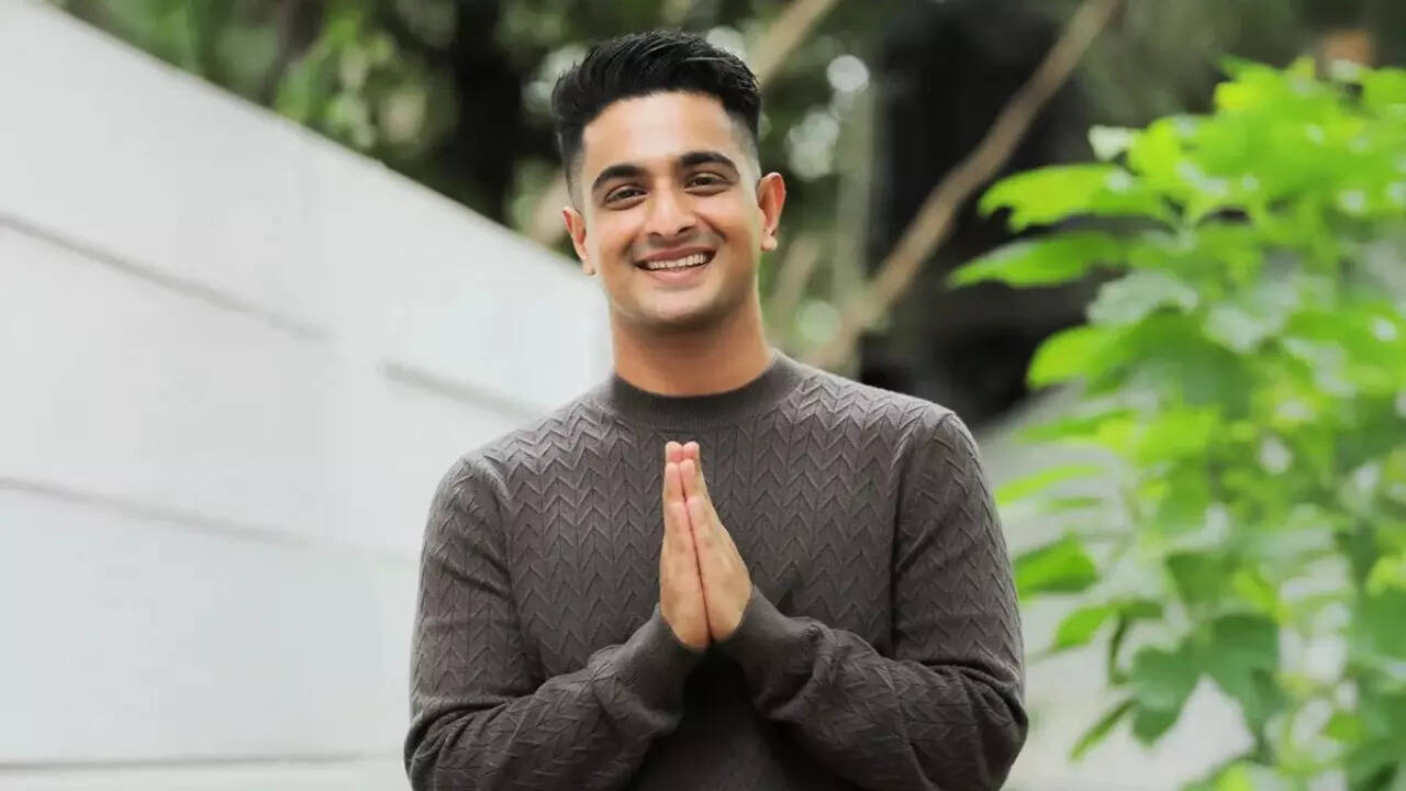YouTuber Ranveer Allahbadia apologises for his comment on India's Got Latent, faces backlash from netizens: 'Family is the last thing...' - WATCH VIDEO | Hindi Movie News - The Times of India