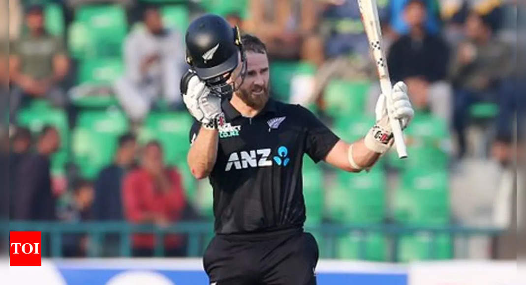 Williamson's century takes NZ into tri-series final despite Breetzke's record