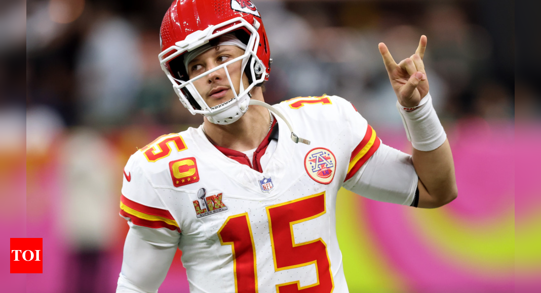 Patrick Mahomes Sported A Psalm 121 Wristband For Super Bowl; Here’s What It Means