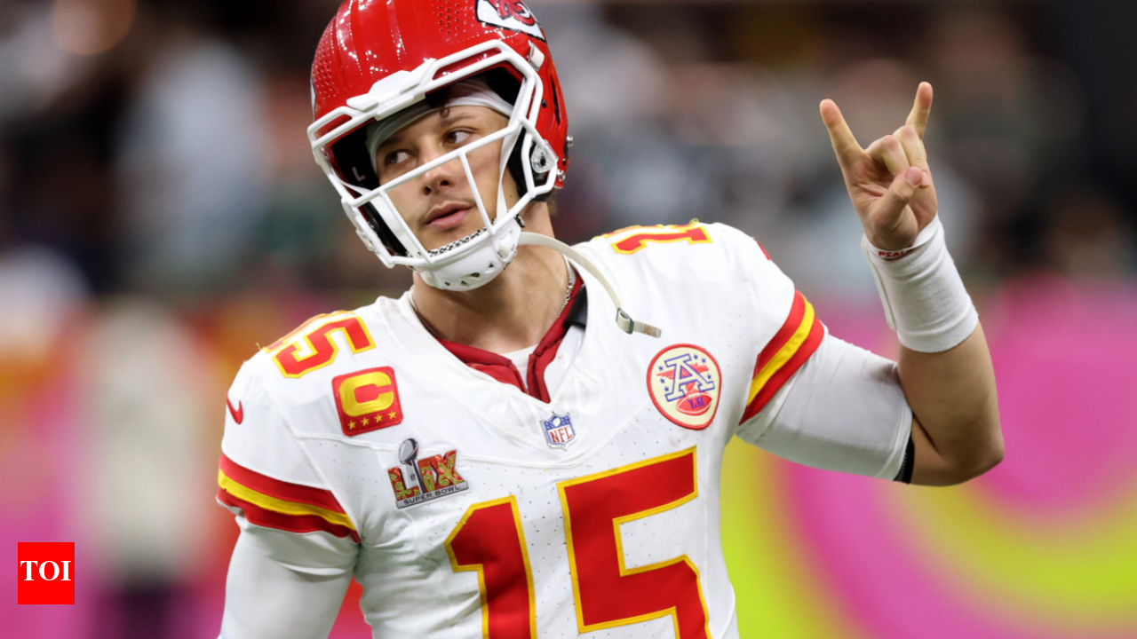 Patrick Mahomes Sported A Psalm 121 Wristband For Super Bowl; Here's What It  Means | NFL News - The Times of India