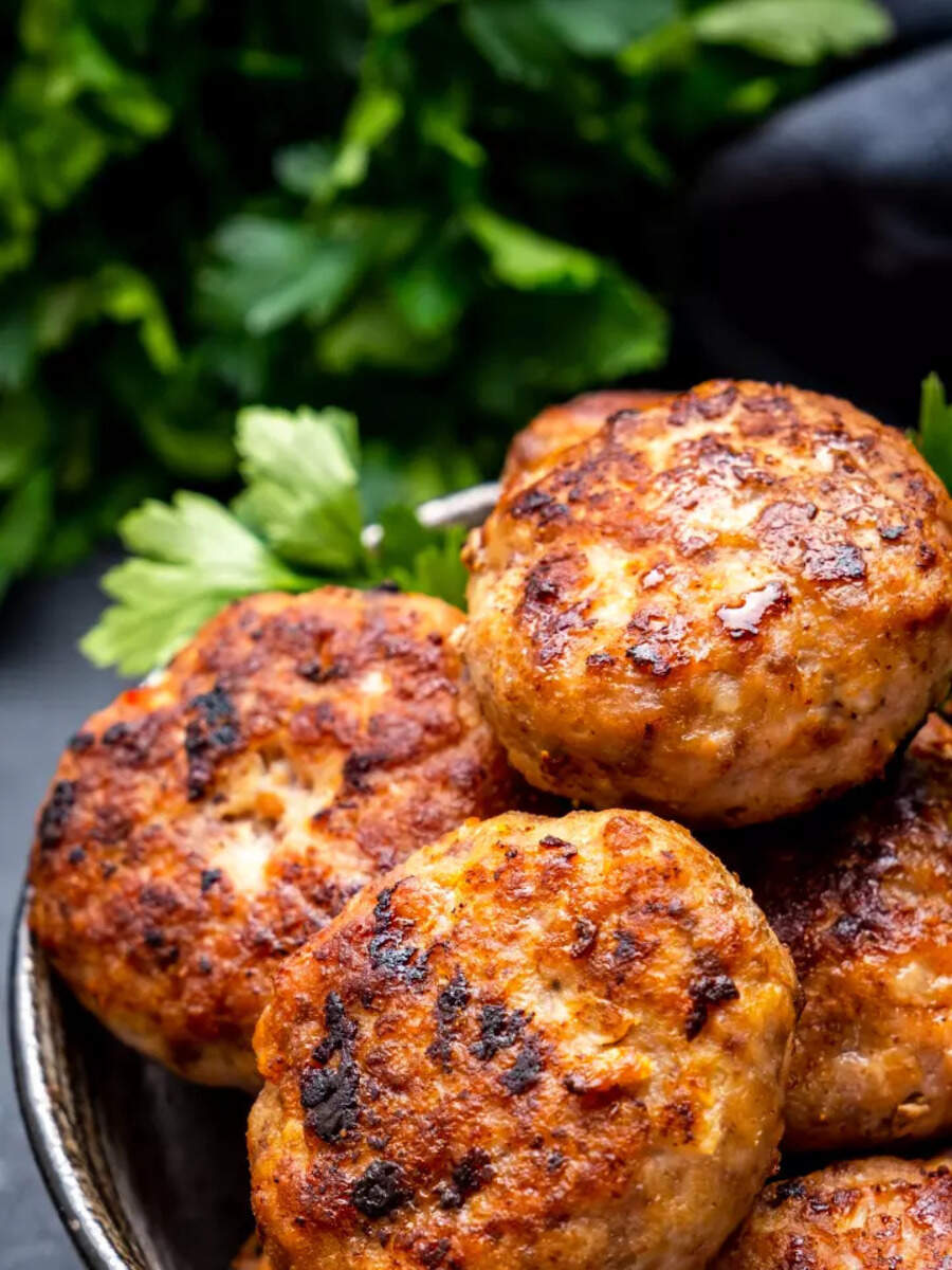 Beetroot Chicken Cutlet Recipe: How to make protein and fiber-rich ...