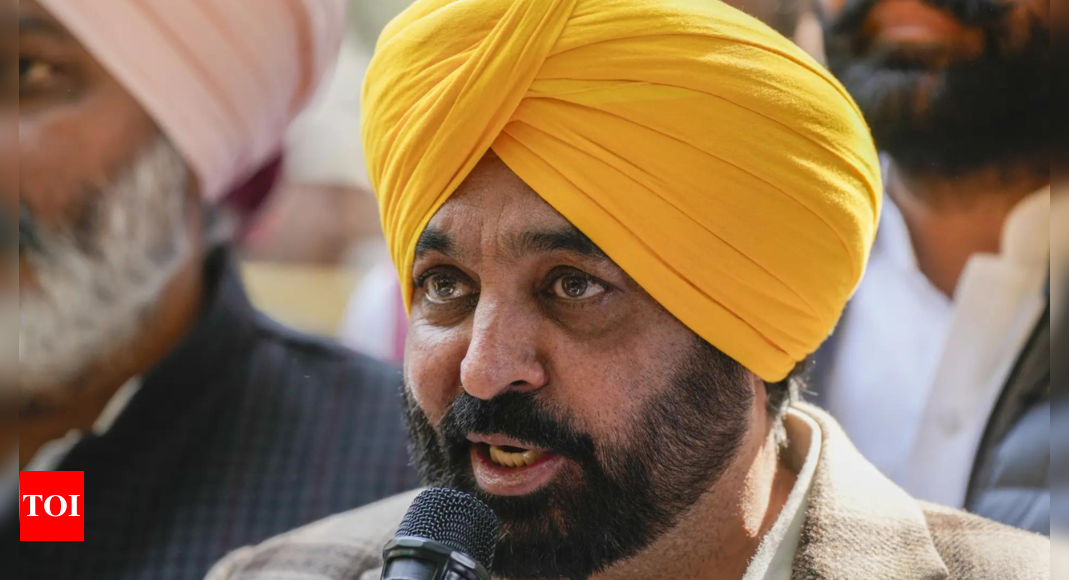 'They talk about others but ... ': AAP, Congress spar in Punjab over ‘MLAs in touch’ claim