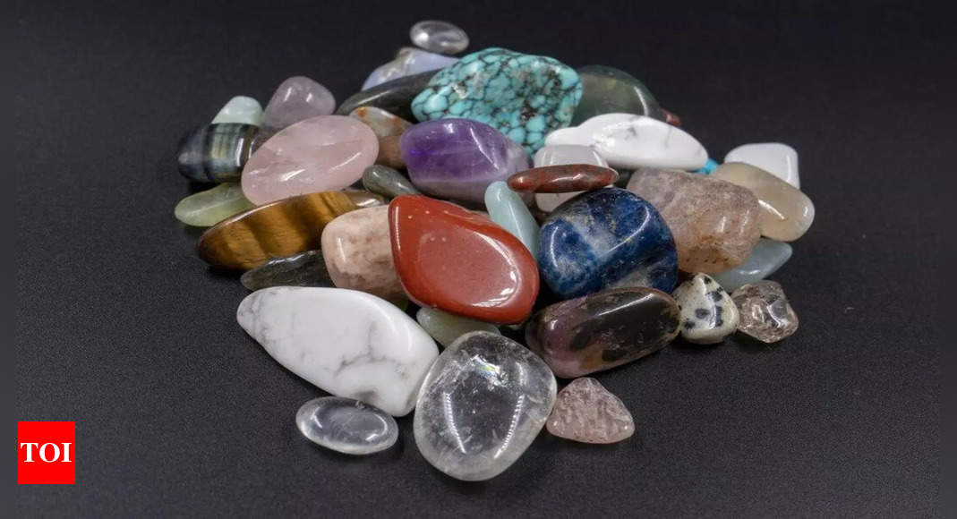 5 Gemstone to enhance the energy of February's Full Moon 2025